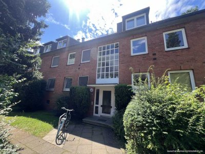 Attraktive vermietete 3,5-Zimmer-Wohnung in zentraler und ruhiger Lage von Hamburg-Niendorf
