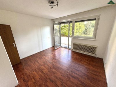 IDEALE RAUMAUFTEILUNG - 3,5 ZIMMER WOHNUNG MIT GROSSER LOGGIA und STELLPLATZ