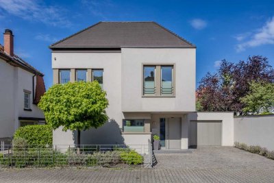 Top modernes Villenanwesen in der Schwetzinger Oststadt