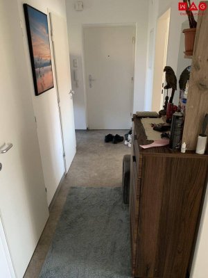 Freundliche 3-Zimmer Familienwohnung in gepflegtem Zustand und grüner Umgebung in Steyr Münichholz - Sonnige Loggia und praktischer Abstellraum lassen keine Wüsche offen! Unbefristeter Mietvertrag und provisionsfrei!