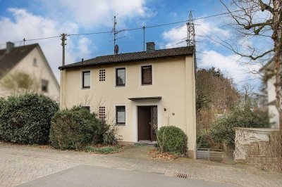 Einfamilienhaus in beliebter und ruhiger Wohnlage am Ortsrand von Altenkirchen!