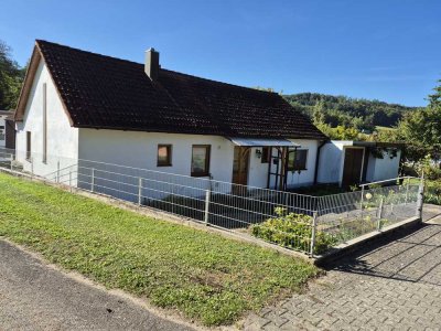 Preiswertes Einfamilienhaus in Gosheim Huisheim