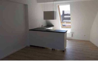 Offen gestaltete 3-Zimmer Dachgeschosswohnung unweit der B76