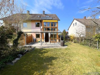 Doppelhaushälfte für die ganze Familie mit ca. 135 m² Wohnfläche, Keller und Garage