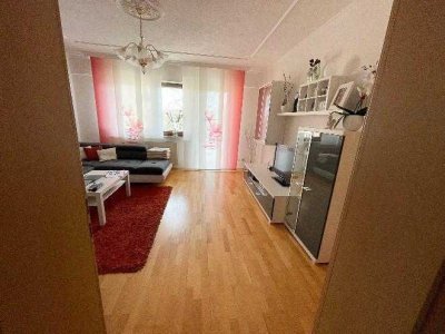 Gepflegte 3-Raum-Wohnung mit Balkon und Einbauküche in Neckar-Odenwald-Kreis