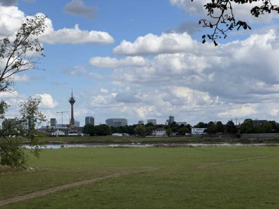 Exklusives Penthouse 3-Zimmer 1. Rheinlinie 2 Terrassen / direkter Rheinblick auf Düsseldorf
