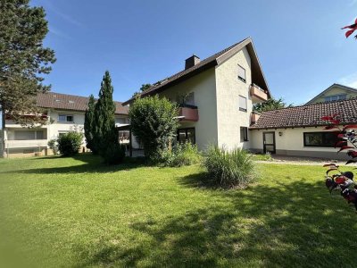 Traumhafte 5,5 Zi.-EG-Wohnung mit schönem großen Garten in ruhiger Lage von Bad Krozingen!