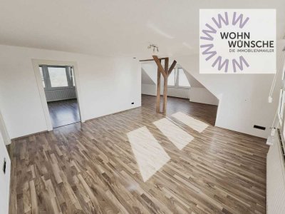Dachgeschoss 2 Zimmer an ruhige Einzelperson