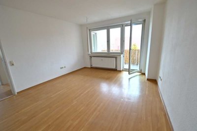Augsburg Altstadt: Traumhafte 3 ZKB mit Balkon, EBK-Ablöse möglich, Nähe Basilika