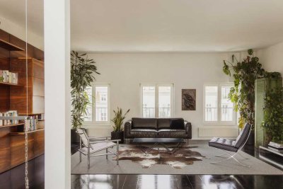Lichtdurchflutetes Dachgeschoss mit Split-Level & Balkon