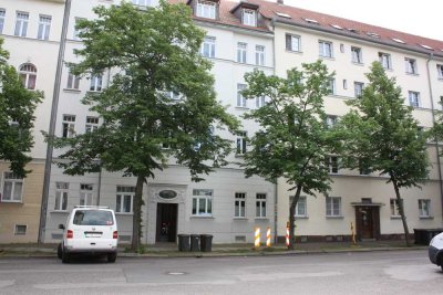 Eigennutzung sofort! Helle 3-Raumwohnung mit sonnigem Balkon