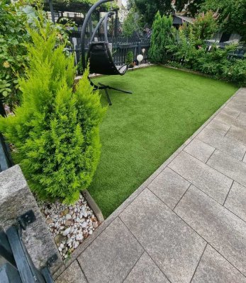 Attraktive teilmöblierte 2-Zimmer-Wohnung mit liebevoll gestaltetem Garten