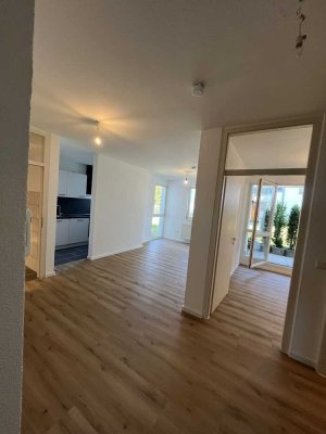 Stilvolle, modernisierte 2-Zimmer-Wohnung in zentraler Lage