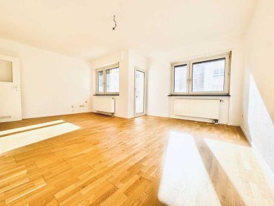 Charmante, helle 2-Zimmer-Wohnung mit EBK, Tageslichtbad & 2 Balkonen in zentraler Lage von LU-Süd