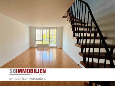 Freie 3-Zi-Maisonette-Wohn. mit EBK, vergl. Loggia, direkt zugängl. Bühne u. Doppelparker!