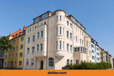 Besondere Erdgeschosswohnung mit Altbaucharme und Garten