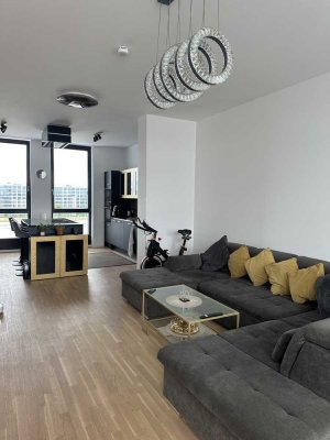 Modernes Penthouse nahe Volkspark Friedrichshain Vollmöbliert *Neubau* Top-Aussicht auf das Velodrom