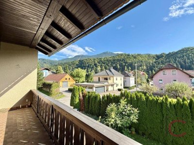 Adaptierungsbedürftiges Wohnhaus in Ruhelage mit Blick auf den Dobratsch
