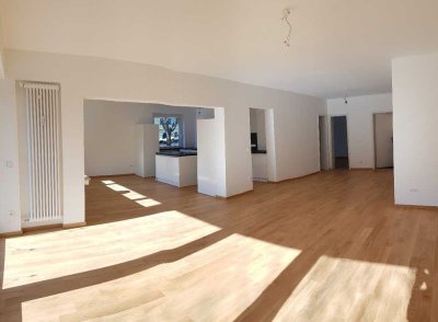 *TOP-HERZOGPARK*EDLES AMBIENTE-DESIGNER-STIL,Lichtdurchflutete 3-Zi-Whg,ca. 117m², TERR.+MINIGARTEN