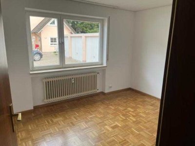 Bad Krozingen: Gepflegte dreieinhalb Zimmerwohnung mit großer Terasse