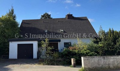 Einfamilienhaus in ruhiger Lage
mit Garage