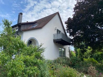 Sonnige DG 3-Zi. Whg. im 2-FH in Haubersbronn mit EBK