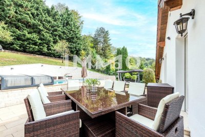 Familienparadies: Großzügige Villa für 1 oder 2 Haushalte