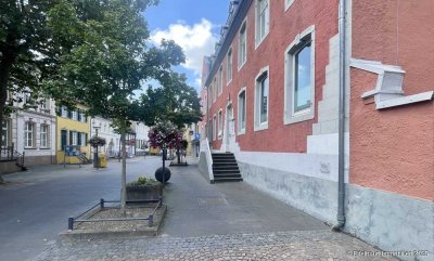 Wohn-Geschäftshaus, historischer Altbauflair, Denkmal, 667 m² Wohnfläche, Dachboden ausbaufähig ...