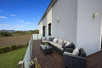 Privates Wohnen statt Wohnblock – nur zwei Parteien- Geringe Betriebskosten