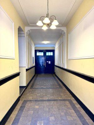 2-Zimmer-Erdgeschosswohnung mit vielseitigem Nutzungspotenzial