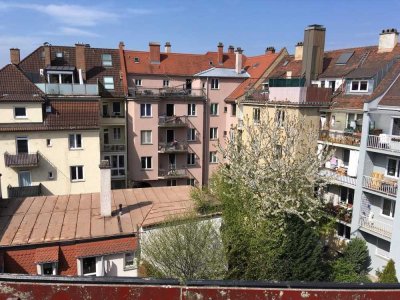 Thelottviertel, 3-Zi-topsanierte Gartenwhg., EBK & Bad neu, hell & ruhig, TG-Platz opt., nahe Hbf.!