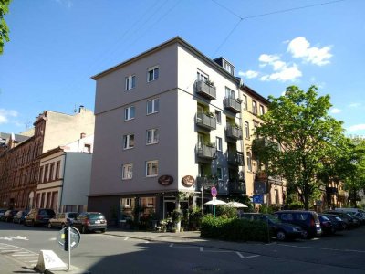 Zentral mit Balkon