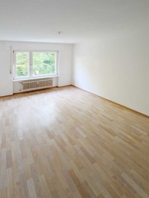Perfekt für Paare: 3-Zimmer-Wohnung mit Balkon in ruhiger Lage