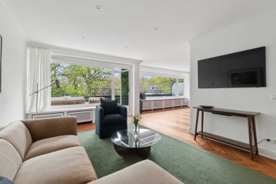 Traumhaftes Penthouse möbliert mit zwei Balkonen in Blankenese