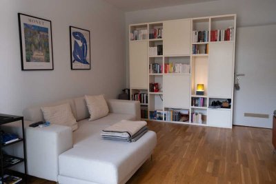 Teilmöblierte 2-Zimmer Wohnung mit Balkon in Düsseldorf-Oberbilk