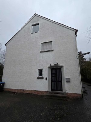 2-Parteien-Haus f. mehrere Generationen