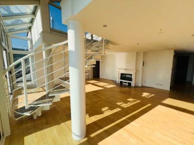 WOLKE # 7 -  Penthouse mit maritimem Flair und Luxus in der Taunusstraße / Ecke Wilhelmstraße