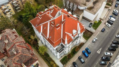 Einzigartiger Rohdachboden mit atemberaubendem Ausblick