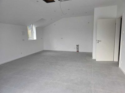 Penthousewohnung in Trier-Quint, Neubau Erstbezug, sonnige ruhige Lage