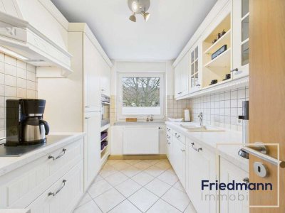 Modernisierte 3ZKB mit Loggia und Garage in begehrter Lage von Heiligkreuz