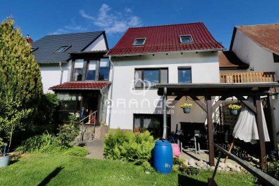 *** Familienfreundliches Wohnen - Raumwunder mit Pool, Garage & Kamin ***