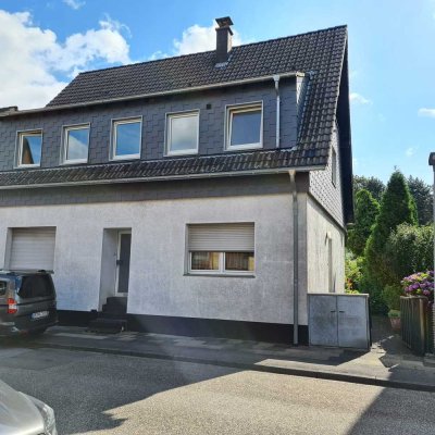 schönes, teilrenoviertes Appartement mit Balkon
