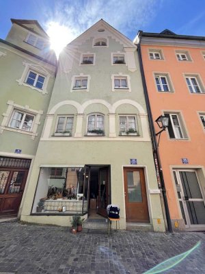 ***Traumhafte 2-Zimmer-Maisonettewohnung im Herzen der Altstadt***
