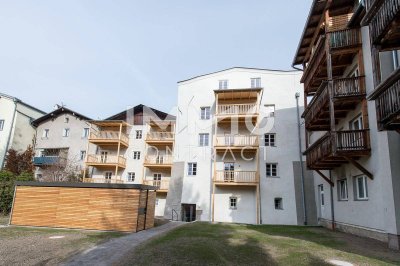 Dreizimmer-Stilwohnung mit Südbalkon im historischen Ambiente: Münzergasse 1 - Top 13