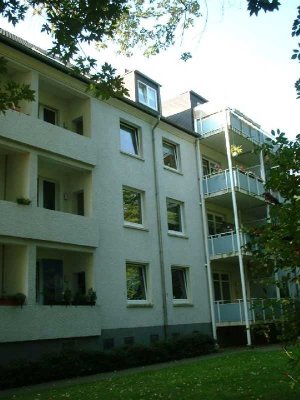 *** Große und moderne 3-Zi-Wohnung mit Balkon sucht neuen Mieter ***