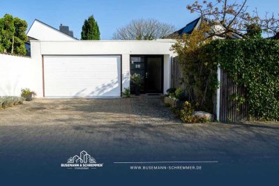 -RESERVIERT- Gepflegter Bungalow mit Garten, Terrasse, Doppelgarage und Kamin in Grasdorf