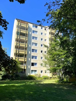 Umfangreich modernisierte und renovierte Wohnung in ruhiger Lage nahe dem Rathausplatz