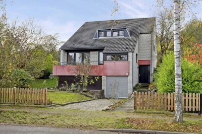Wohnen im Grünen, unweit der Ostsee: Schönes Einfamilienhaus mit Einliegerwohnung in Klingberg