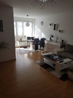 Helle 2-Zimmer Dachgeschosswohnung mit Balkon, Terrasse und Aufzug in Erfurt-Johannesvorstadt