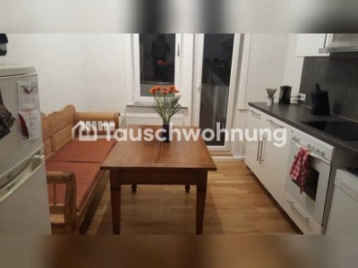 Tauschwohnung: Schöne sanierte, zentrale Altbauwohnung mit kleinem Balkon